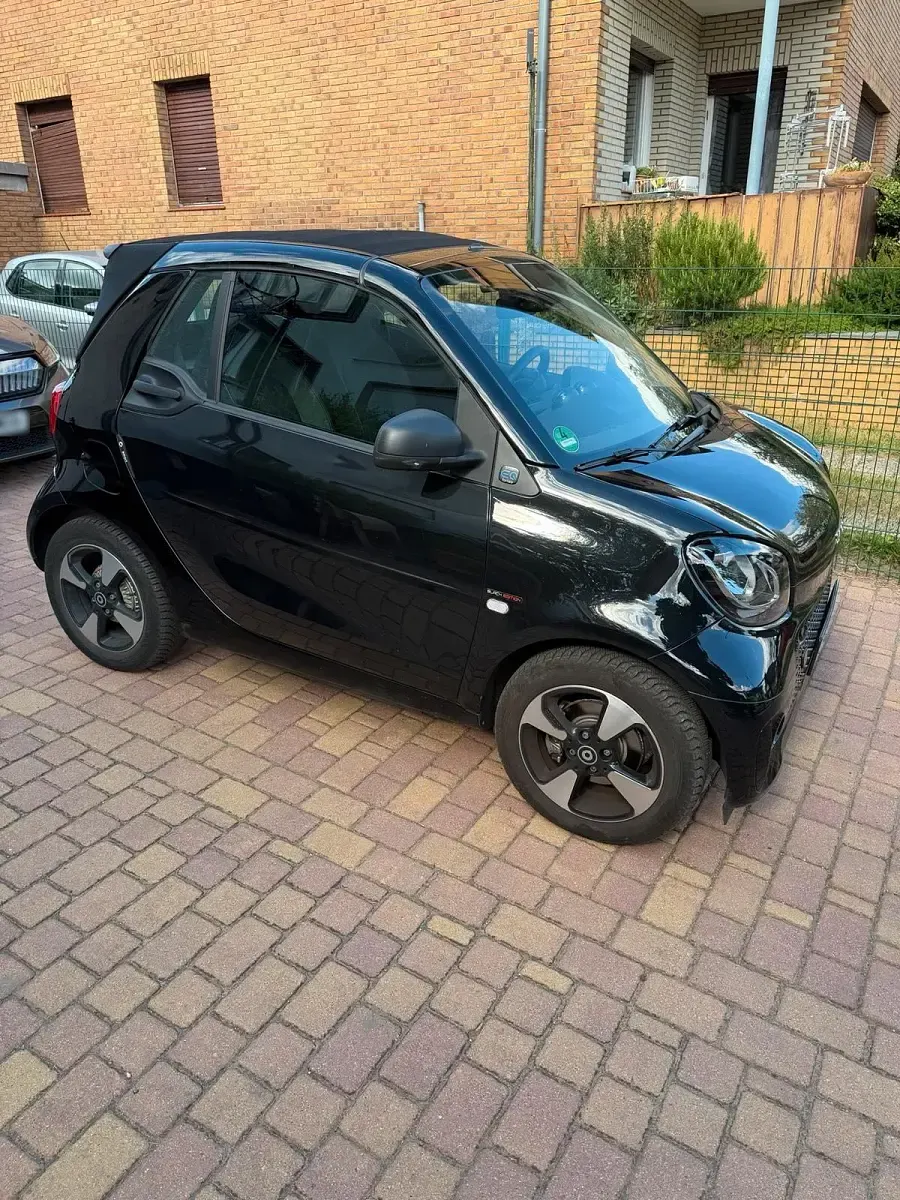 Gebraucht Smart ForTwo Electric Drive 60 kW (82 PS) 2022 Schwarz Cabrio