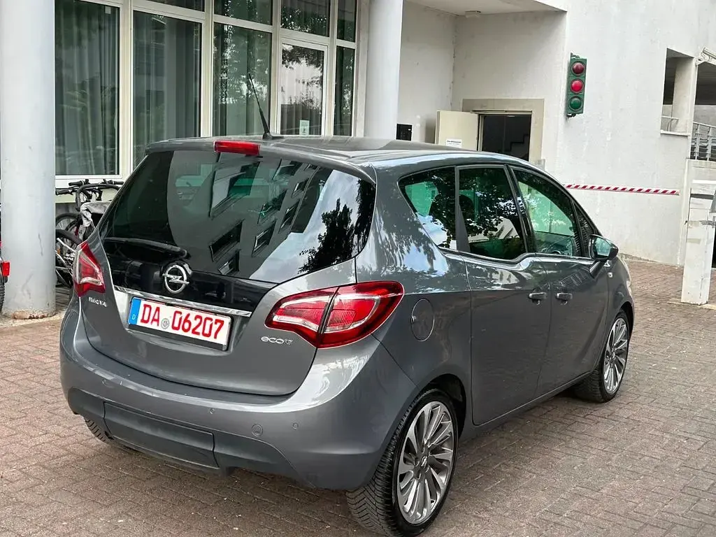 Gebraucht Opel Meriva Innovation 110 PS (80 kW) 2015 Karbon silber/shiny grey (m2) Van / Kleinbus