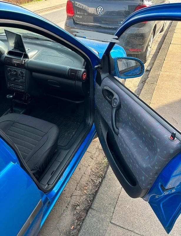 Gebraucht Opel Corsa 60 PS (44 kW) 1997 Blau Kleinwagen