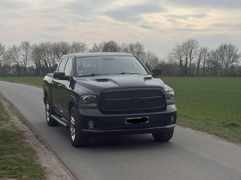Second-hand Dodge Ram 401 CP (294 kW) 2014