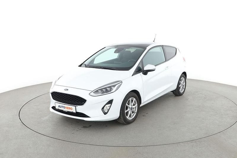 Weiß Gebraucht 2019 Ford Fiesta Cool & Connect Kleinwagen | 10.480 € (Fairer Preis) - Bild 1/3