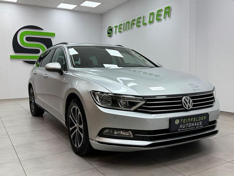 Silber Gebraucht 2019 VW Passat Kombi | 13.999 € (Guter Preis) - Bild 1/4