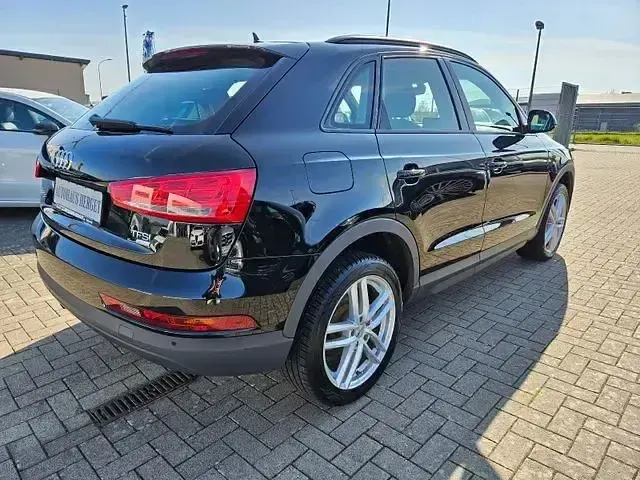 Gebraucht Audi Q3 150 PS (110 kW) 2018 Brillantschwarz SUV