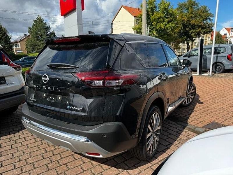 Neu Nissan X-Trail 157 PS (115 kW) 2025 Schwarz SUV