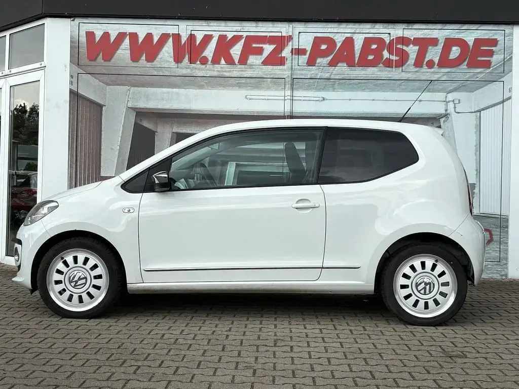 Second-hand VW up! 75 CP (55 kW) 2012 Alb Hatchback