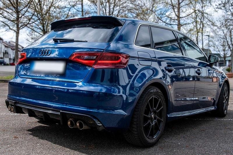 Używany Audi A3 S-Line 125 KM (91 kW) 2014 Niebieski Coupe