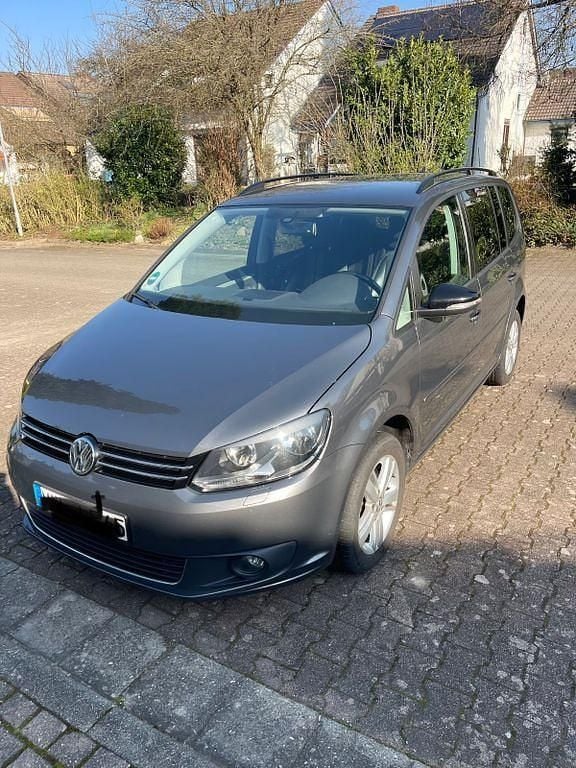 Gebraucht VW Touran Match 140 PS (102 kW) 2012 Grau Van / Kleinbus