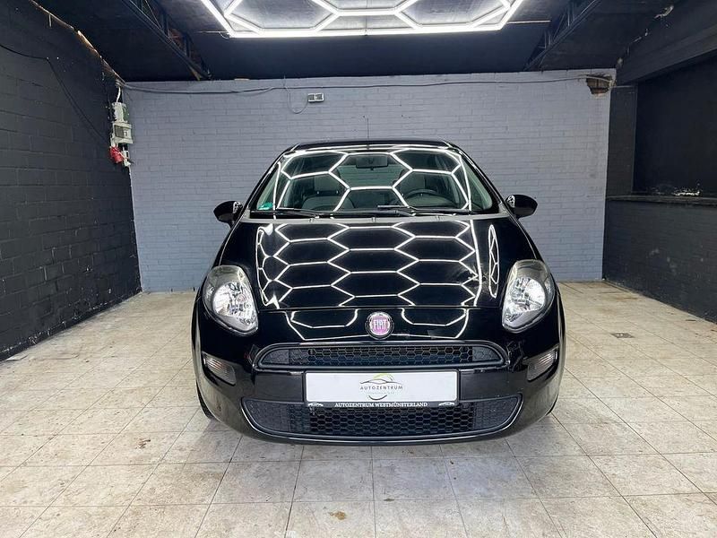 Gebraucht Fiat Punto S 69 PS (50 kW) 2012 Schwarz Kleinwagen