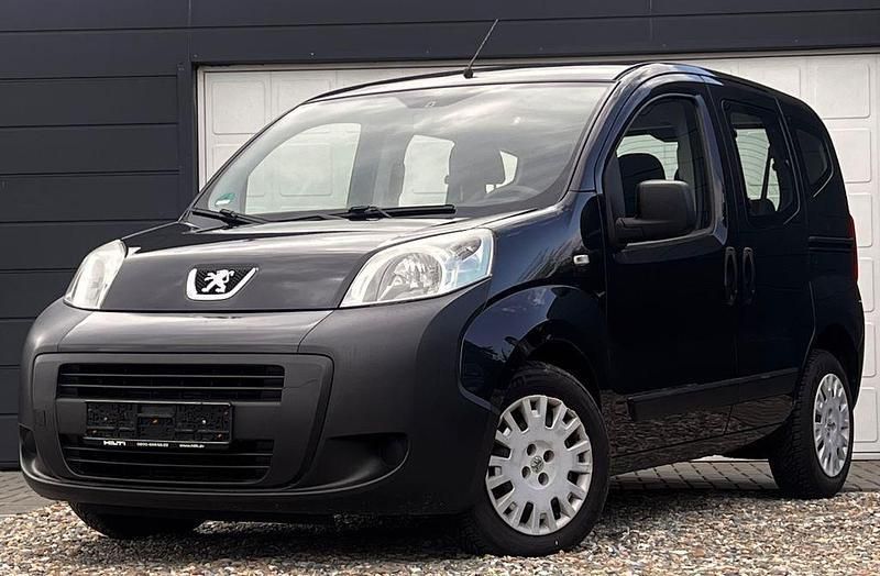 Grau Gebraucht 2013 Peugeot Bipper Active Van / Kleinbus | 6.999 € (Fairer Preis) - Bild 1/4