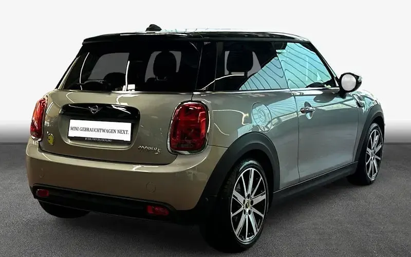 Gebraucht Mini Cooper SE Classic 135 kW (184 PS) 2023 Silber Kleinwagen