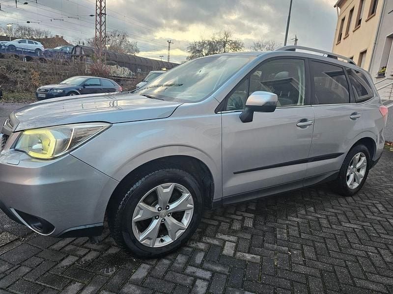 Gebraucht Subaru Forester Active 147 PS (108 kW) 2014 Silber SUV