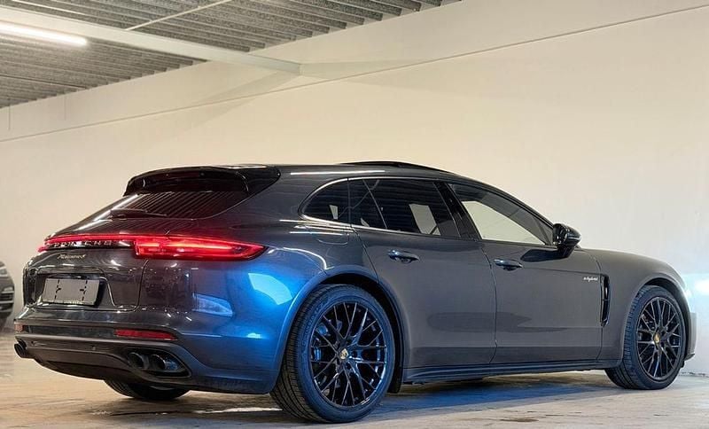 Gebraucht Porsche Panamera 4 Sport Turismo 462 PS (339 kW) 2018 Grau Limousine