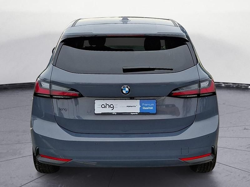 Gebraucht BMW 220 Active Tourer 156 PS (114 kW) 2025 Braun Van / Kleinbus