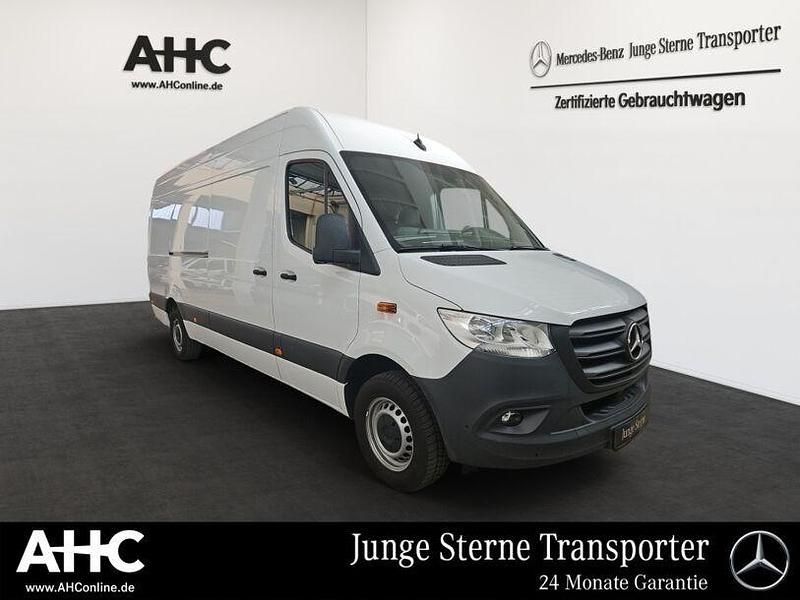 Gebraucht Mercedes Sprinter 170 PS (125 kW) 2023 Arktikweiß Van