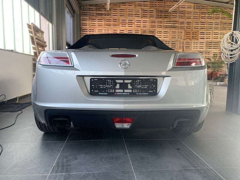 Gebraucht Opel GT 264 PS (194 kW) 2007 Silber Cabrio