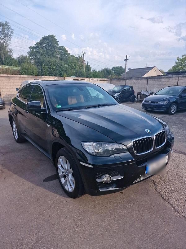 Schwarz Gebraucht 2010 BMW X6 SUV | 15.999 € - Bild 1/4