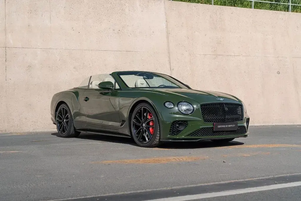 Gebraucht Bentley Continental GT Convertible 551 PS (405 kW) 2022 Grün Cabrio