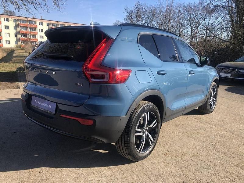Gebraucht Volvo XC40 Plus 197 PS (144 kW) 2025 Blau SUV