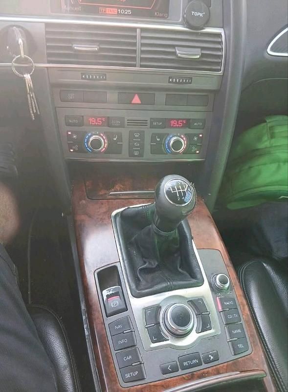 Usado Audi A6 170 HP (125 kW) 2005 Prateado Carrinha