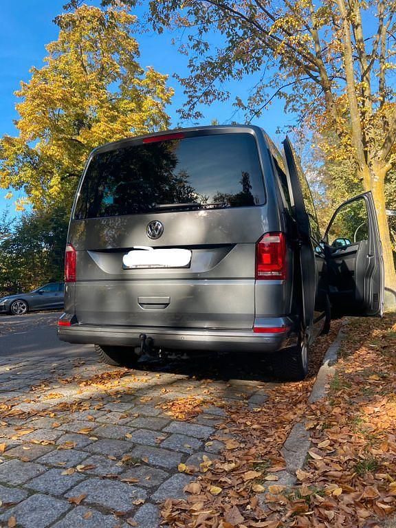 Gebraucht VW T6 150 PS (110 kW) 2019 Grau Van