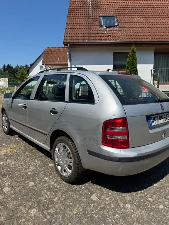 Gebraucht Skoda Fabia 75 PS (55 kW) 2004 Silber Limousine