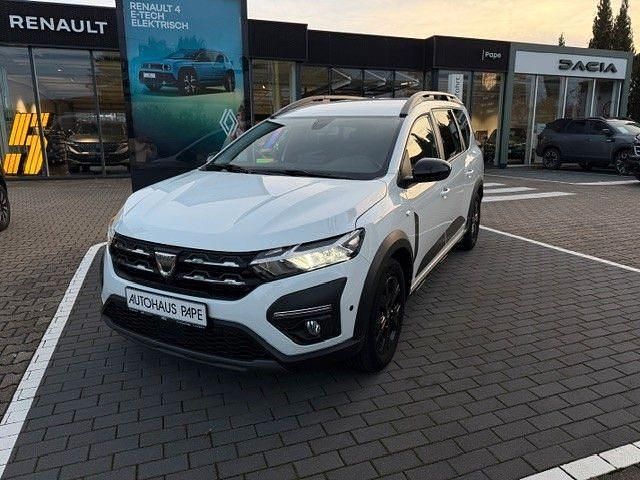 Weiß Gebraucht 2022 Dacia Jogger Extreme Van / Kleinbus | 15.450 € (Fairer Preis) - Bild 1/4