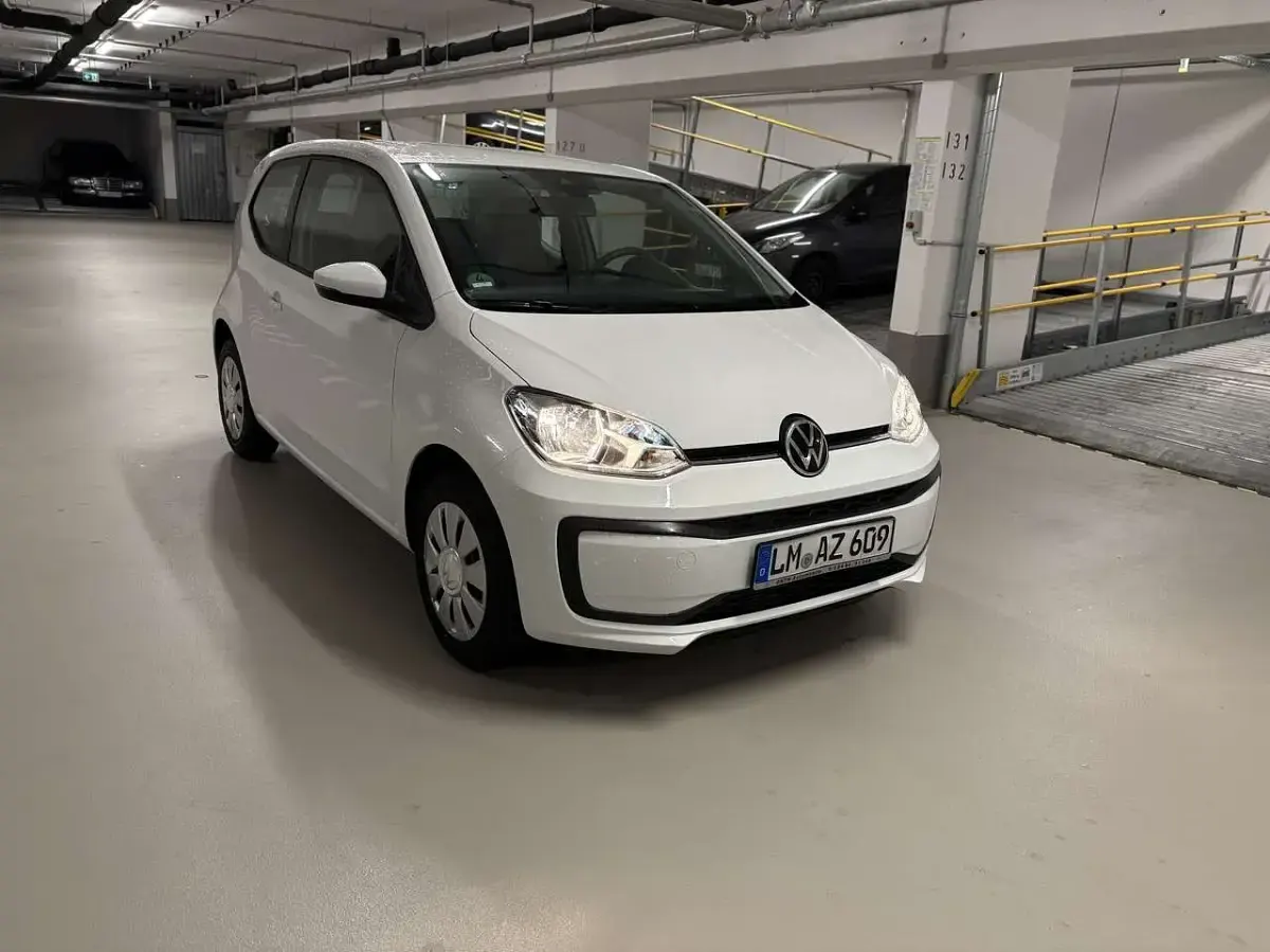 Gebraucht VW up! 65 PS (47 kW) 2021 Weiß Kleinwagen