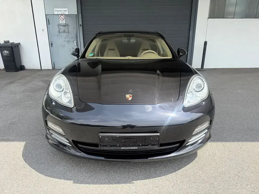 Gebraucht Porsche Panamera 4 400 PS (294 kW) 2009 Schwarz Kleinwagen