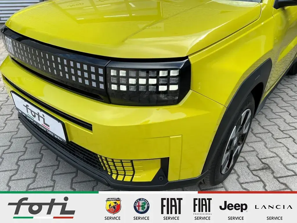 Neu Fiat Grande Panda Icon 101 PS (74 kW) 2026 Gelb Kleinwagen