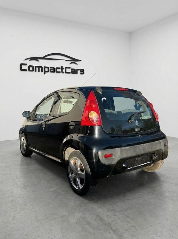 Gebraucht Peugeot 107 Filou 68 PS (50 kW) 2008 Schwarz Kleinwagen