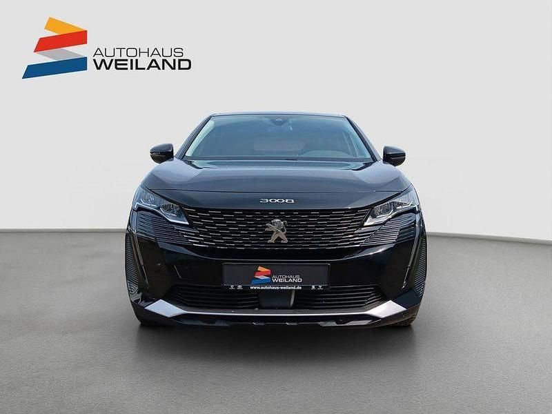 Gebraucht Peugeot 3008 Allure 131 PS (96 kW) 2022 Schwarz SUV