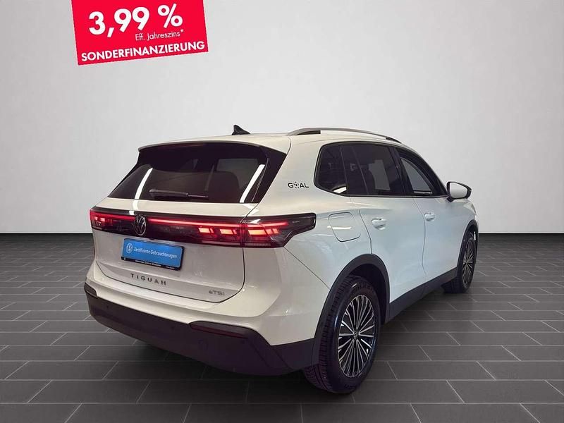 Gebraucht VW Tiguan Life 131 PS (96 kW) 2025 Pure white SUV