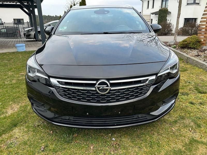 Gebraucht Opel Astra Ultimate 160 PS (117 kW) 2017 Schwarz Kombi