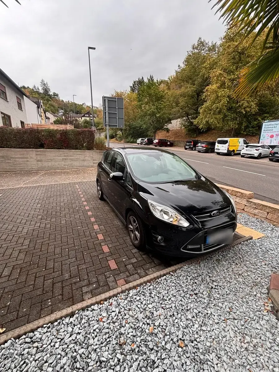 Gebraucht Ford C-MAX 125 PS (91 kW) 2014 Schwarz Van / Kleinbus