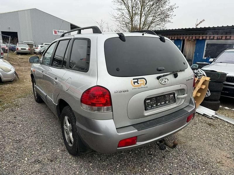 Gebraucht Hyundai Santa Fe GLS 145 PS (106 kW) 2005 Smart silver+medium SUV