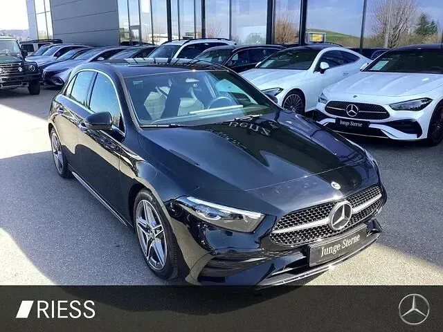 Gebraucht Mercedes A250 AMG 224 PS (164 kW) 2023 Schwarz Limousine