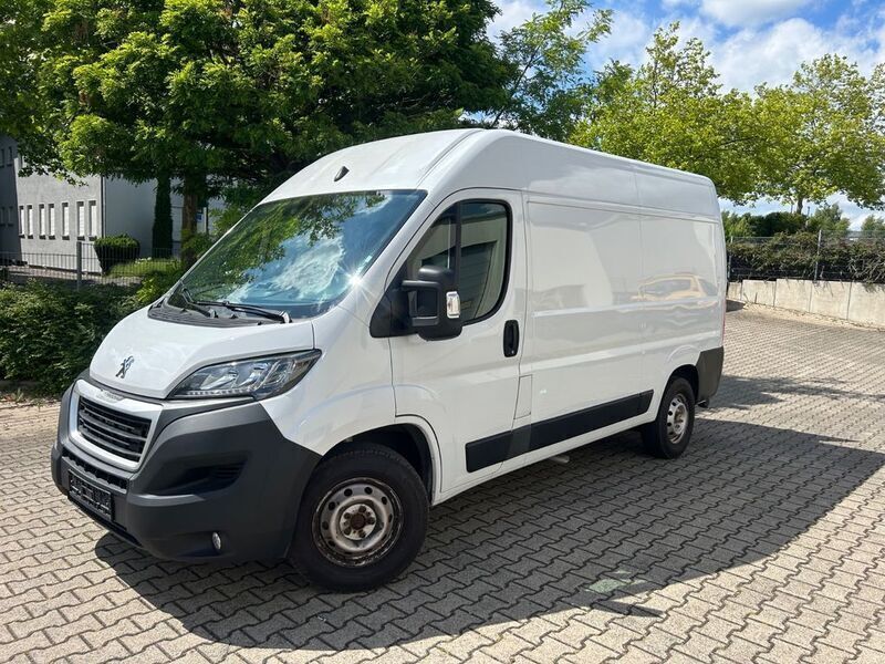 Weiß Gebraucht 2022 Peugeot Boxer Van | 17.980 € (Superpreis) - Bild 1/4