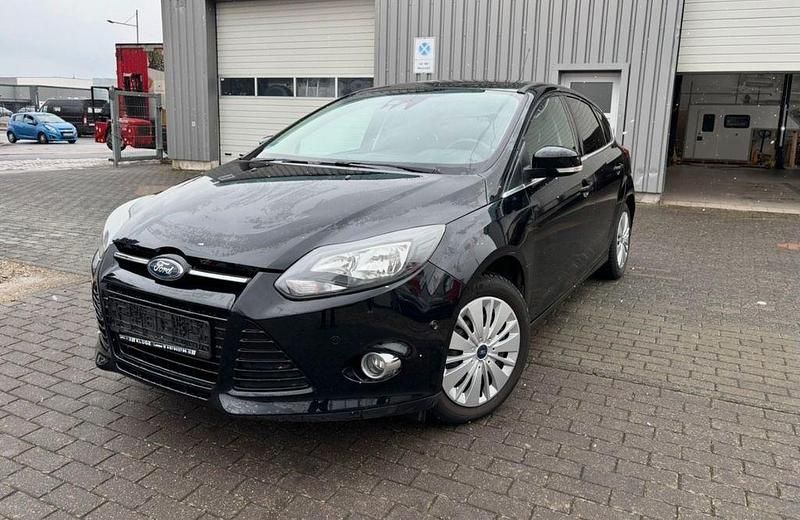 Gebraucht Ford Focus Titanium 150 PS (110 kW) 2011 Schwarz Limousine