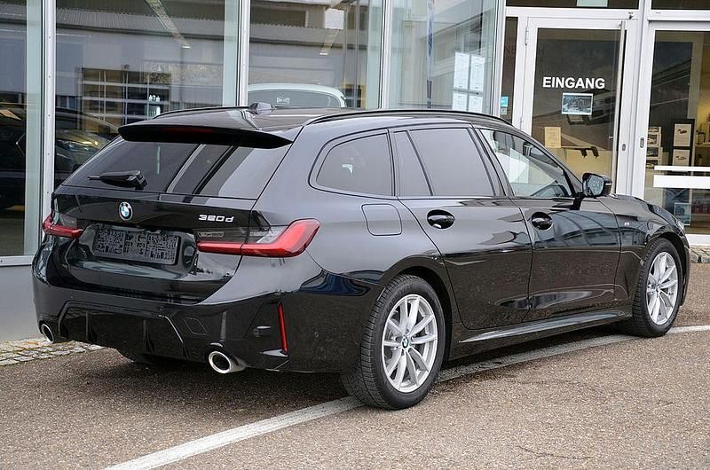 Gebraucht BMW 320 M Sport 190 PS (139 kW) 2025 Schwarz Limousine