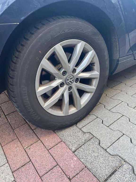 Second-hand VW Passat Comfortline 150 CP (110 kW) 2016 Albastru Break