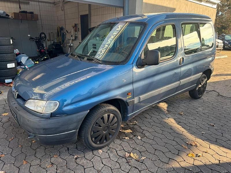 Gebraucht Peugeot Partner 99 PS (72 kW) 1997 Silber Van / Kleinbus