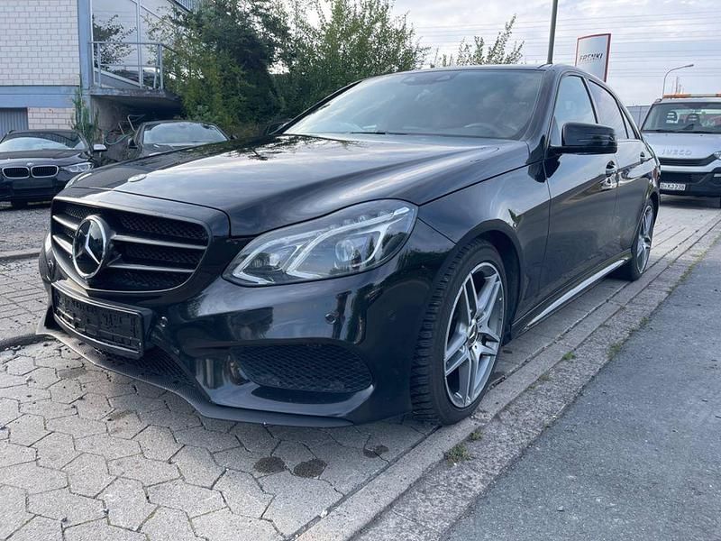 Schwarz Gebraucht 2016 Mercedes E350 AMG Limousine | 16.999 € (Guter Preis) - Bild 1/4