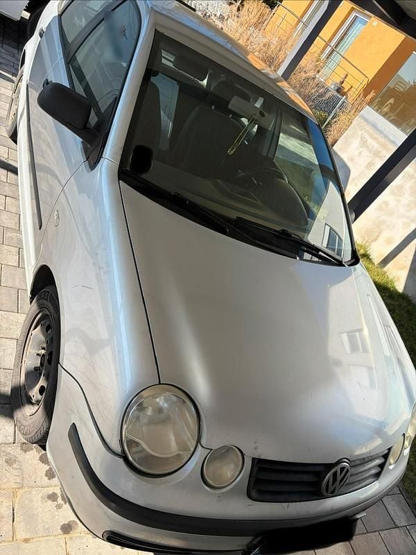 Gebraucht VW Polo 54 PS (39 kW) 2003 Silber Kleinwagen