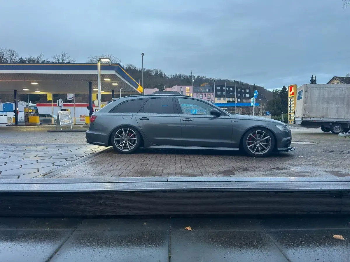 Gebraucht Audi A6 Sport 326 PS (239 kW) 2015 Grau Kombi