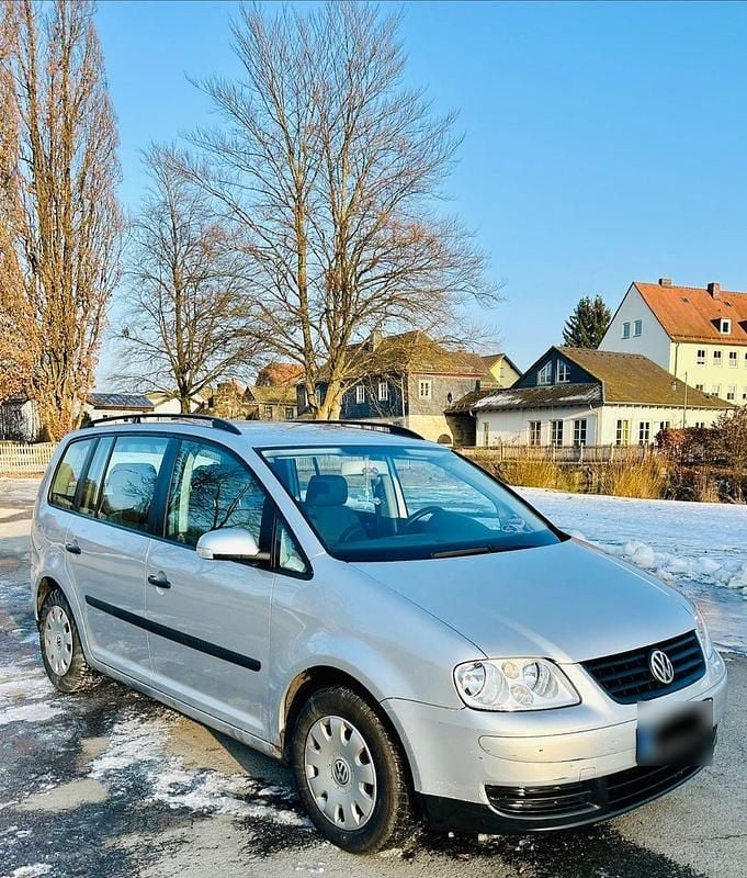 Gebraucht VW Touran Basis 116 PS (85 kW) 2004 Silber Van / Kleinbus