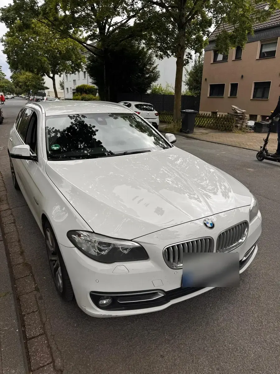 Gebraucht BMW 520 184 PS (135 kW) 2014 Weiß Limousine