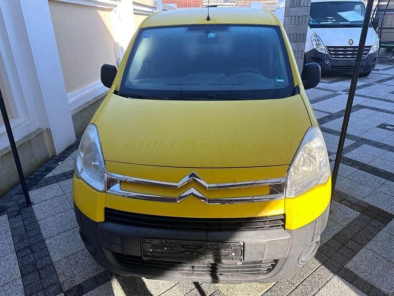 Gebraucht Citroën Berlingo 90 PS (66 kW) 2009 Gelb Van / Kleinbus