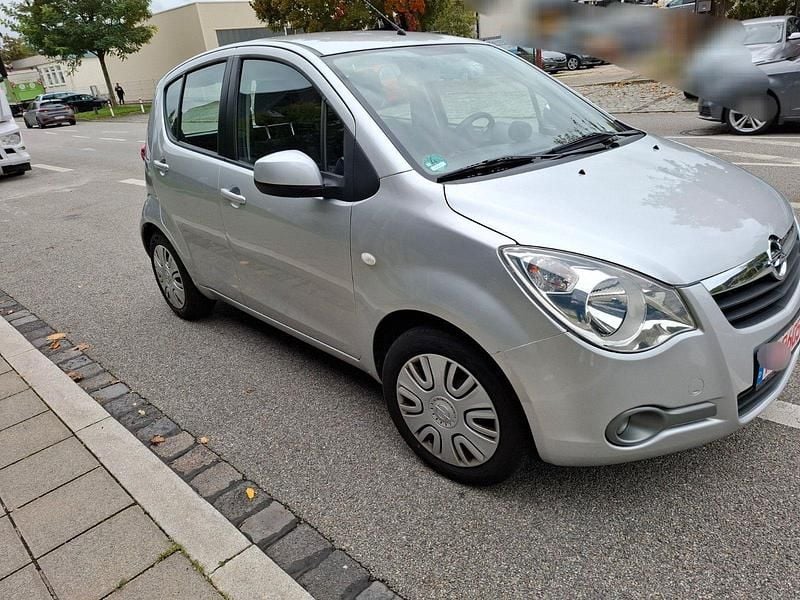 Silber Gebraucht 2011 Opel Agila Edition Kleinwagen | 4.450 € (Fairer Preis) - Bild 1/4