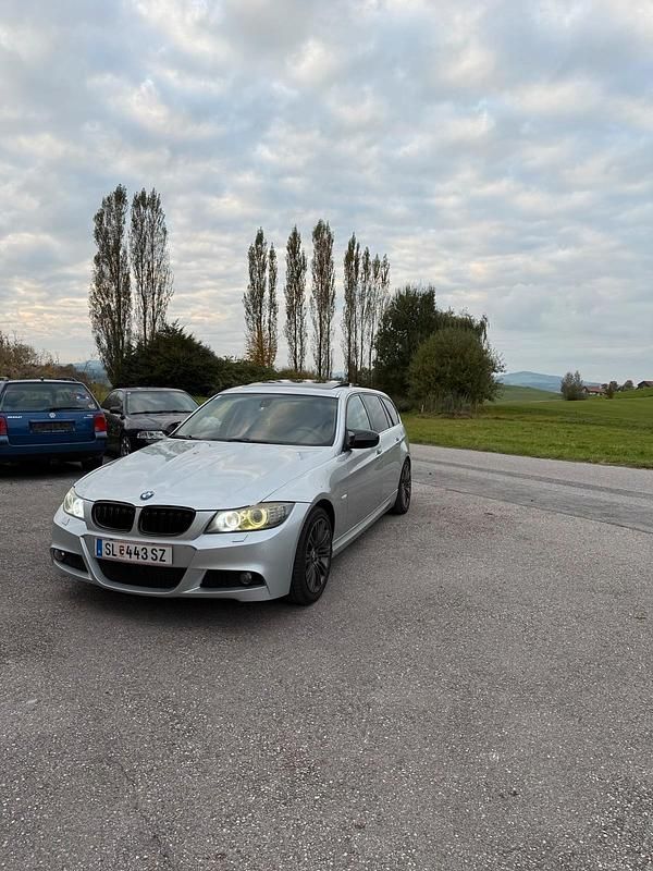 Silber Gebraucht 2008 BMW 330 Kombi | 7.850 € (Fairer Preis) - Bild 1/4