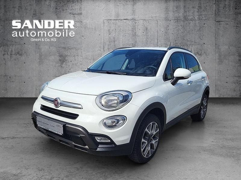 Weiß Gebraucht 2016 Fiat 500X Cross SUV | 11.950 € (Fairer Preis) - Bild 1/3